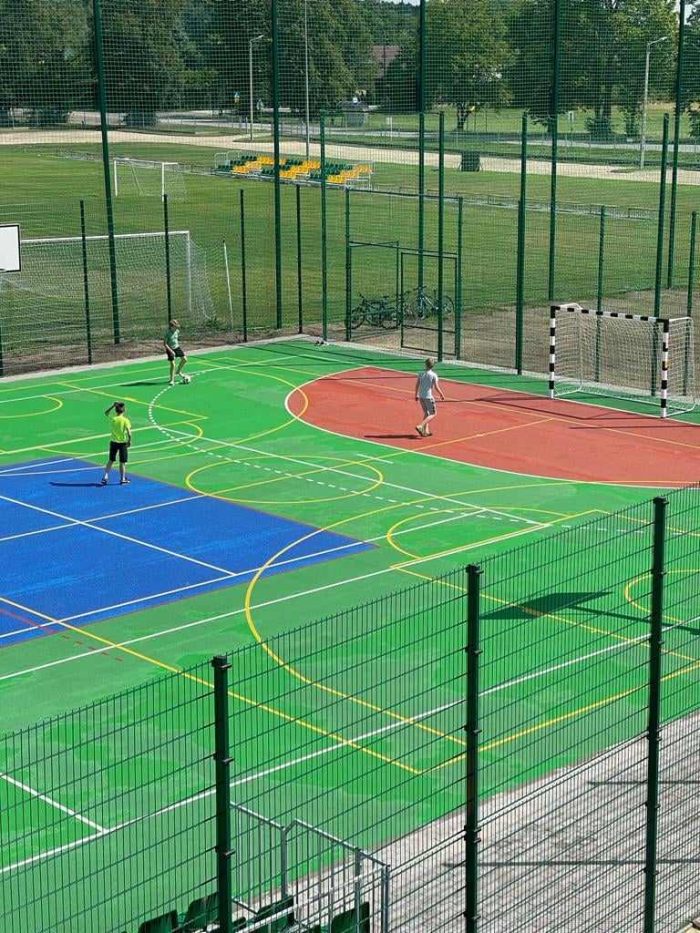 Miniaturka artykułu Modernizacja zaplecza boiska sportowego w Starym Zadybiu